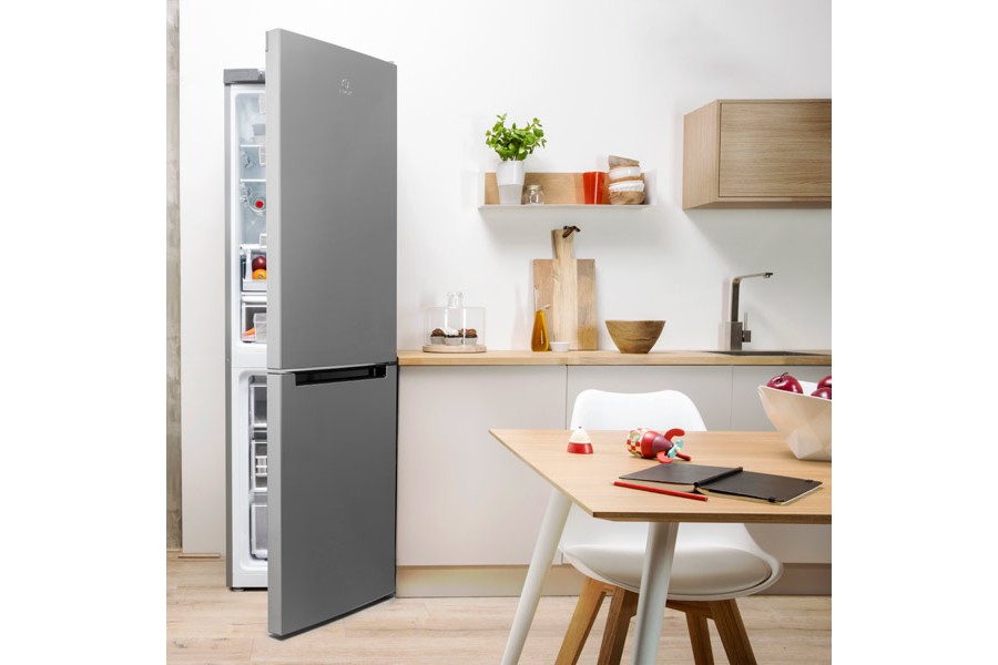 Холодильник INDESIT ITF 020 S