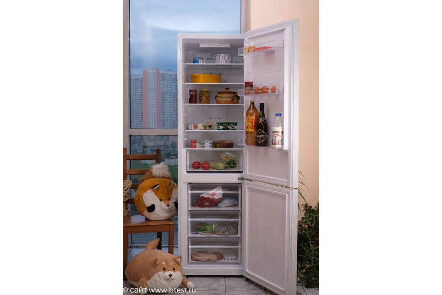 Холодильник Candy CCRN 6200W  No Frost 